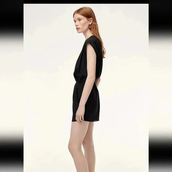 Babaton Corbett 100%silk Romper - Picture 3 of 10